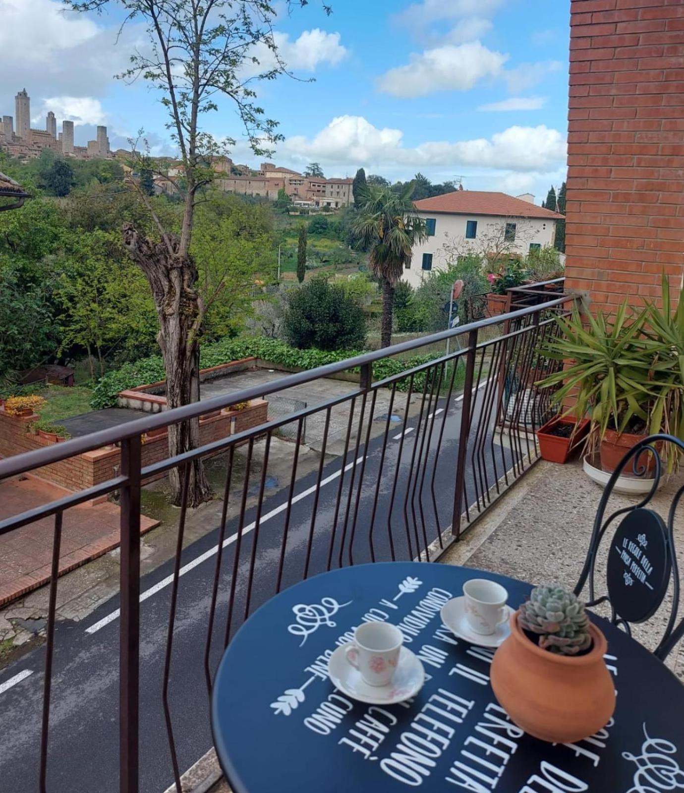 Casa Dina Apartment San Gimignano Exterior photo